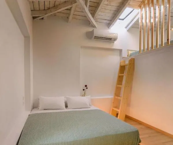 Kladi House Renovated 2023 펜션 *