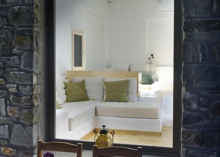 Kladi House Renovated 2023 니키티